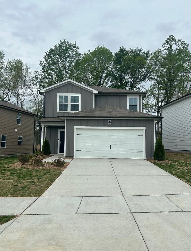 552 Campbell Ridge Pl - Photo 2 of 11