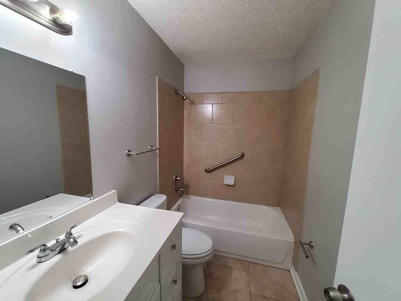 5233 Breckenwood Dr - Photo 6 of 13