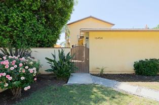 16454 Parthenia St - Photo 1 of 1