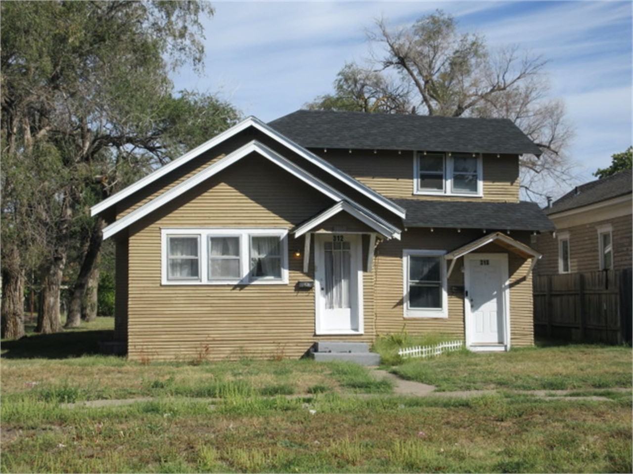 310 W 6th Ave - Photo 2 of 7