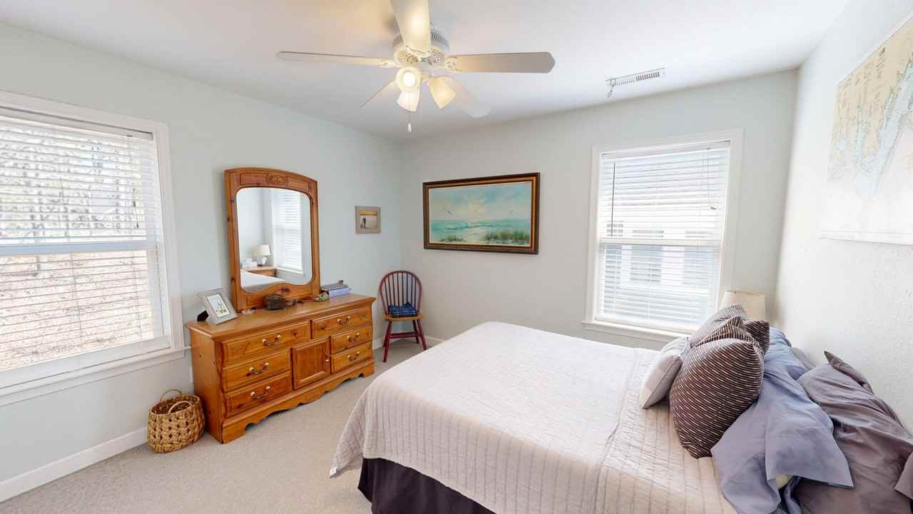 123 Harbour View Dr #1 - Photo 6 of 20