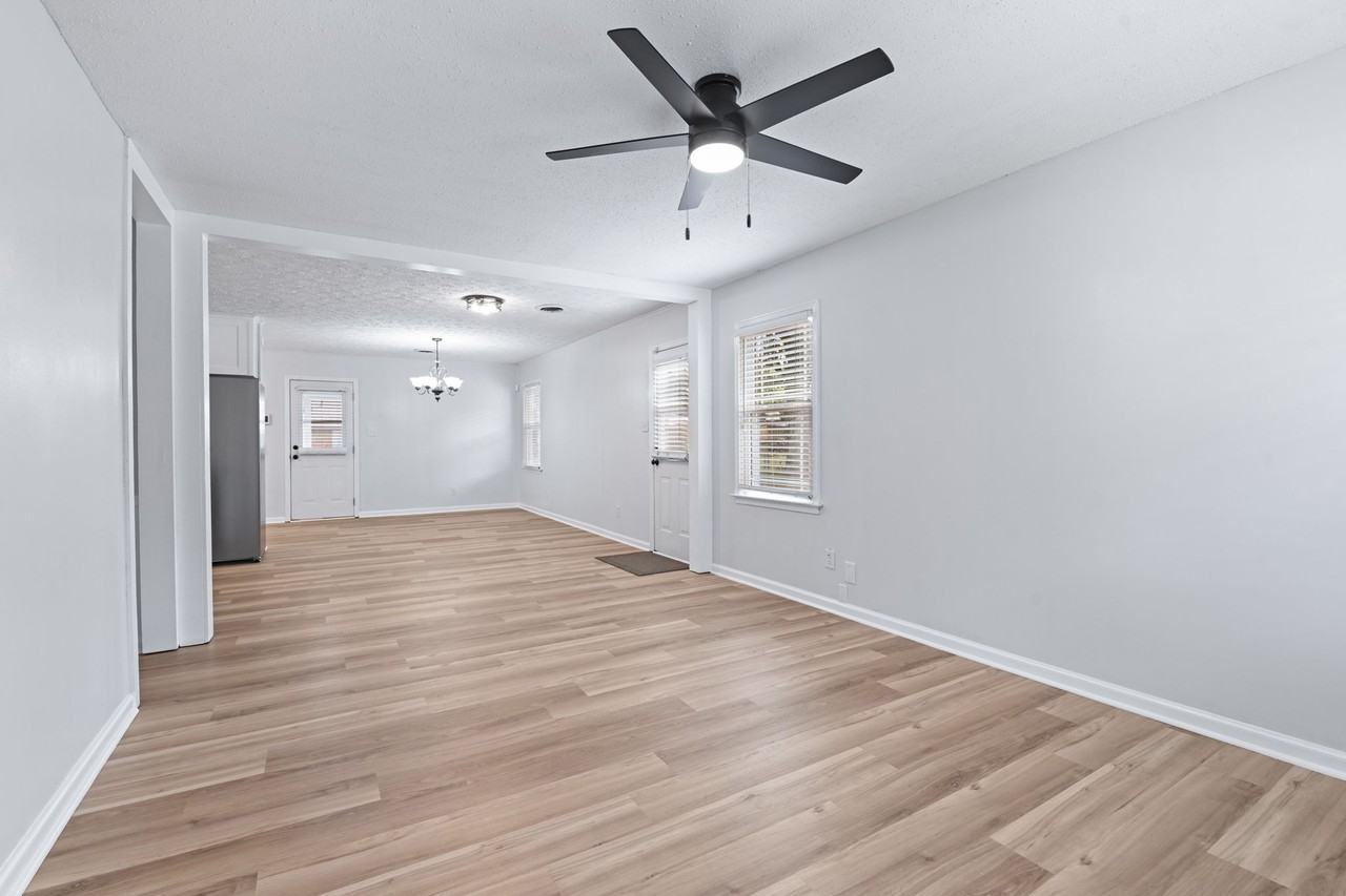 111 Lori StreetPrattville #7 - Photo 5 of 50