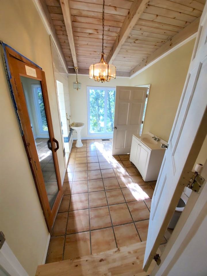 505 Chestnut St #1 - Photo 3 of 16