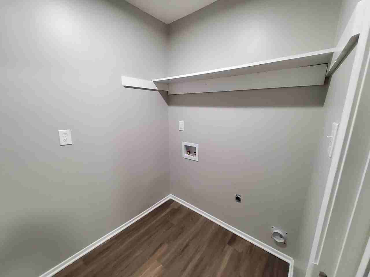 6575 Riverdale Rd - Photo 3 of 13