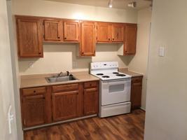 featured image of 1002 Parkvale Ct