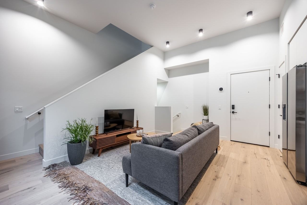 1101 Lodge Evanston - #1700-04 - Photo 5 of 24