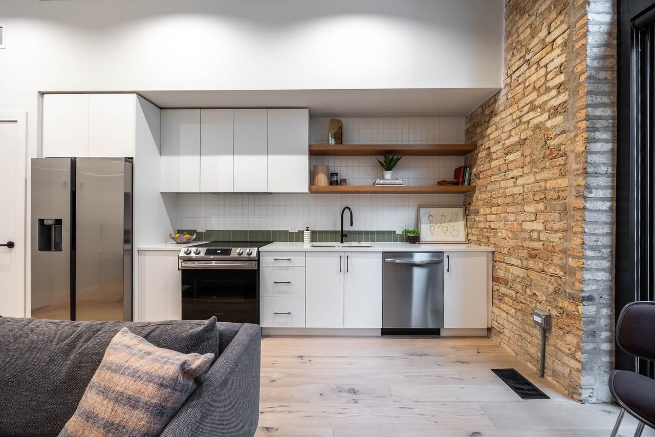 1101 Lodge Evanston - #1700-04 - Photo 6 of 24