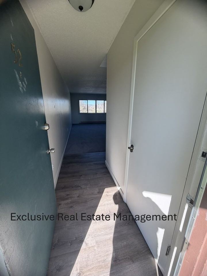 Cedar Garden Apartments 4507 - Photo 4 of 15