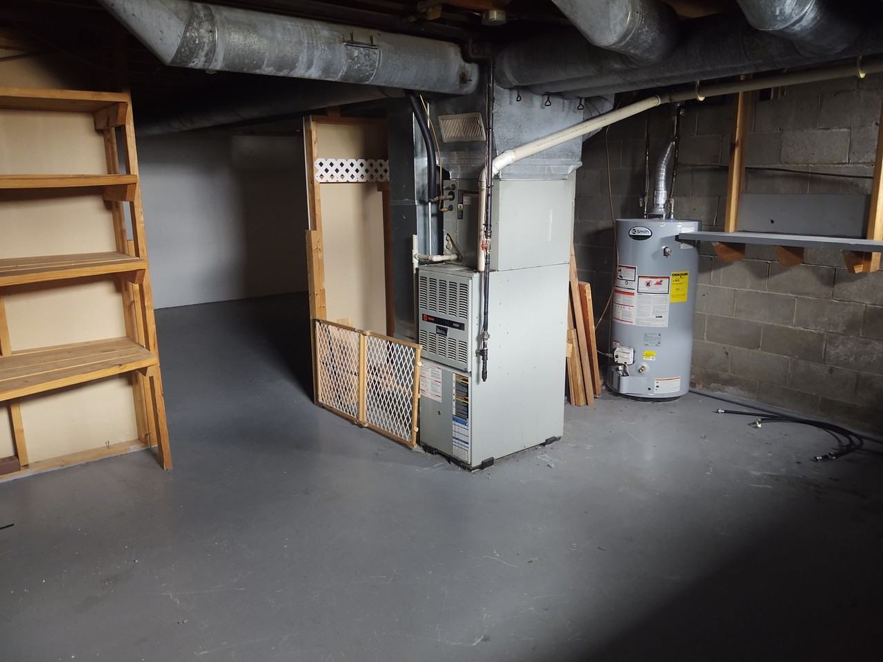 584 Harding Rd #584 - Photo 7 of 9