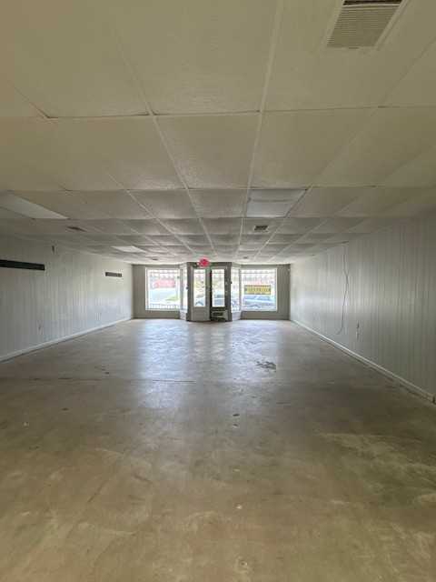 102 W Virginia Ave #1 - Photo 5 of 16