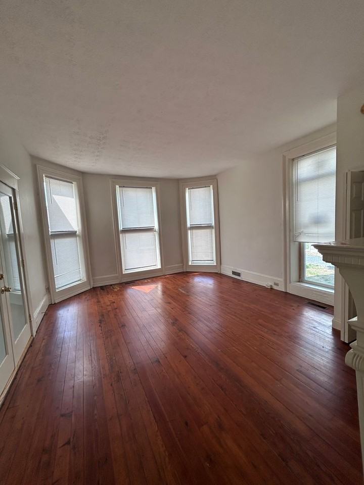 330 N High St #101 - Photo 3 of 17