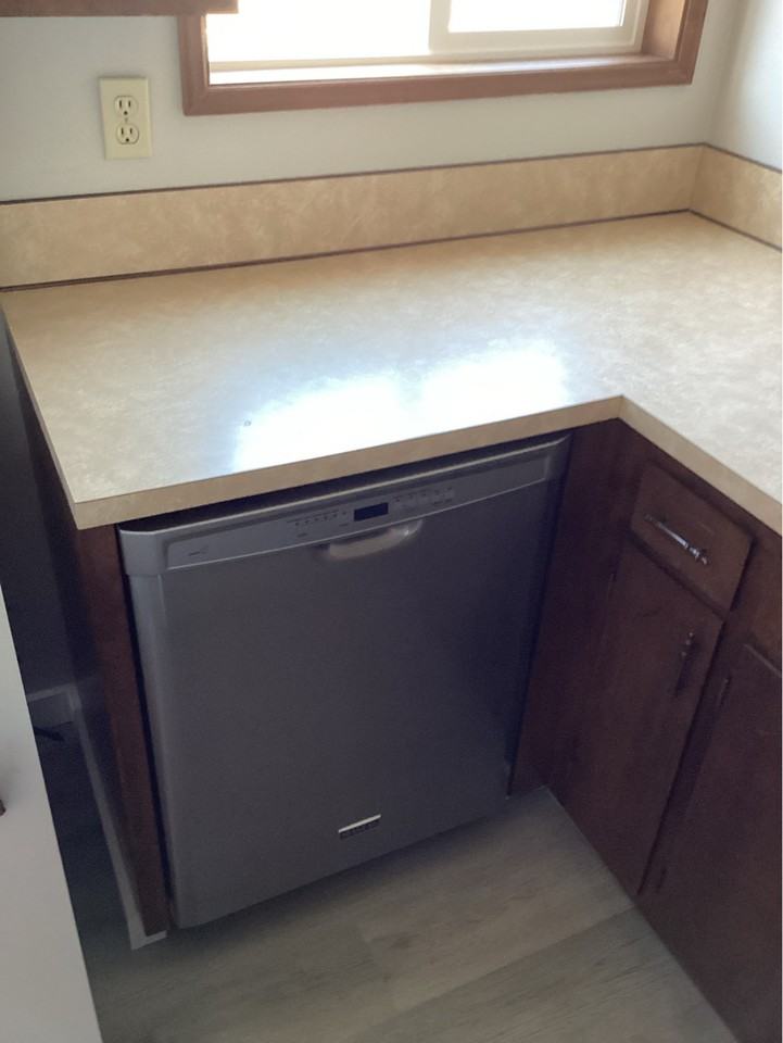 1112 Southwest Hurbert Street - 3Unit 3 #3 - Photo 5 of 35