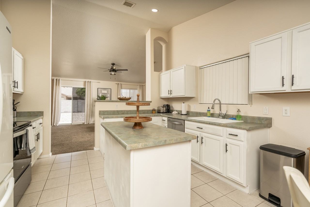 1762 E Sycamore Rd #1 - Photo 3 of 23