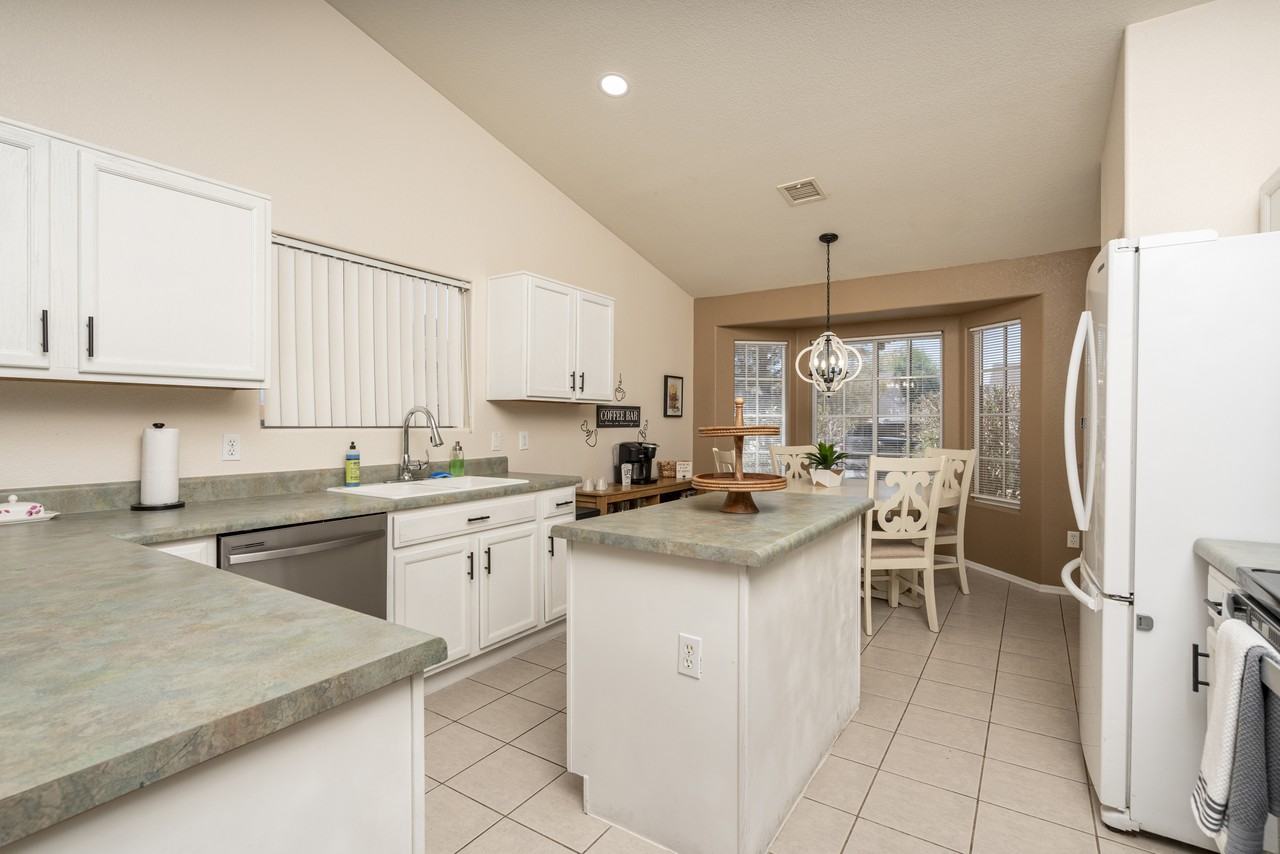 1762 E Sycamore Rd #1 - Photo 6 of 23