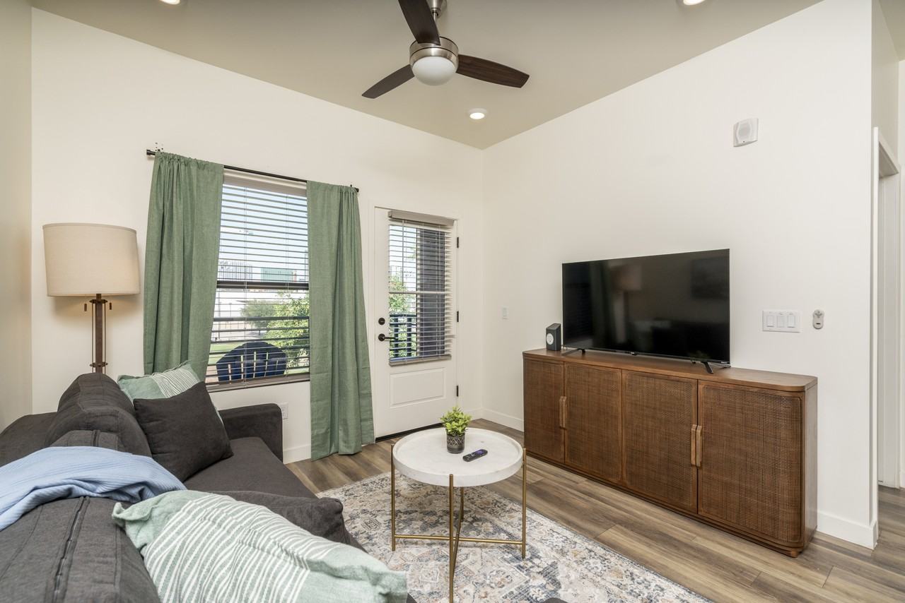 475 North 9th Street - 314Unit 314 #314 - Photo 4 of 16