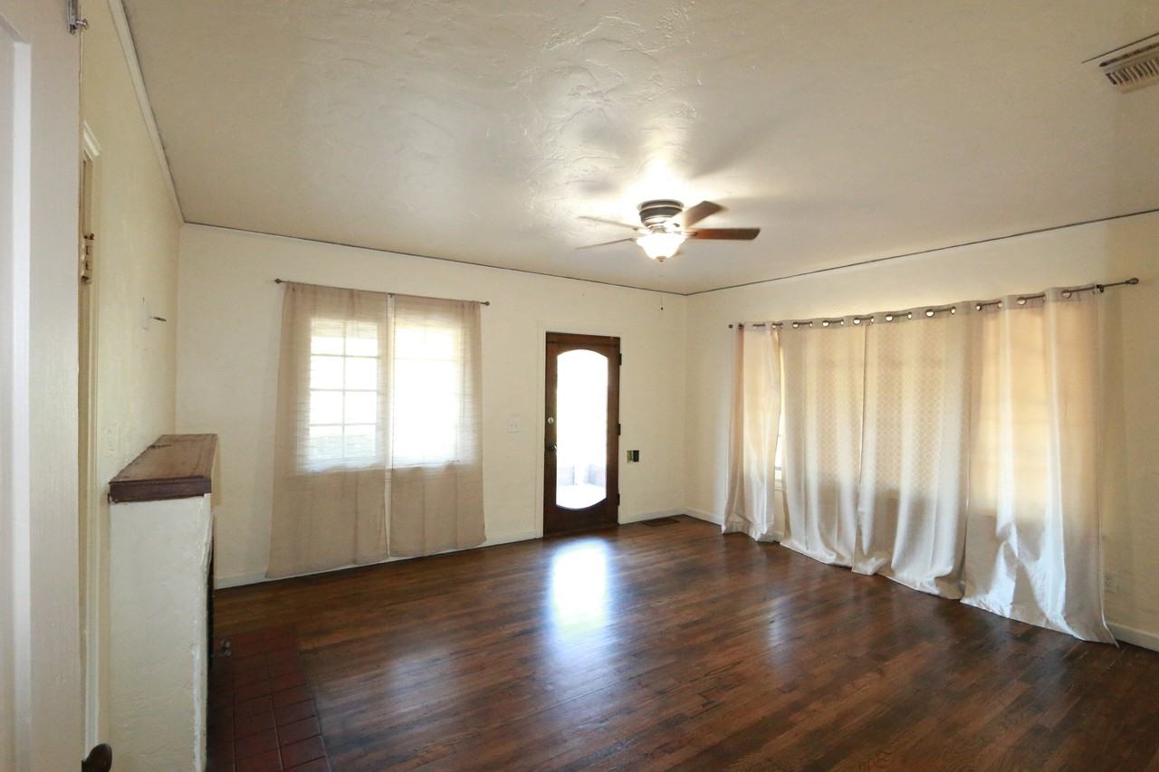 5359 Brockton Ave #5359 - Photo 4 of 33