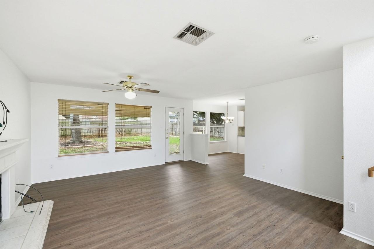 2912 Settlement Dr - Photo 3 of 24