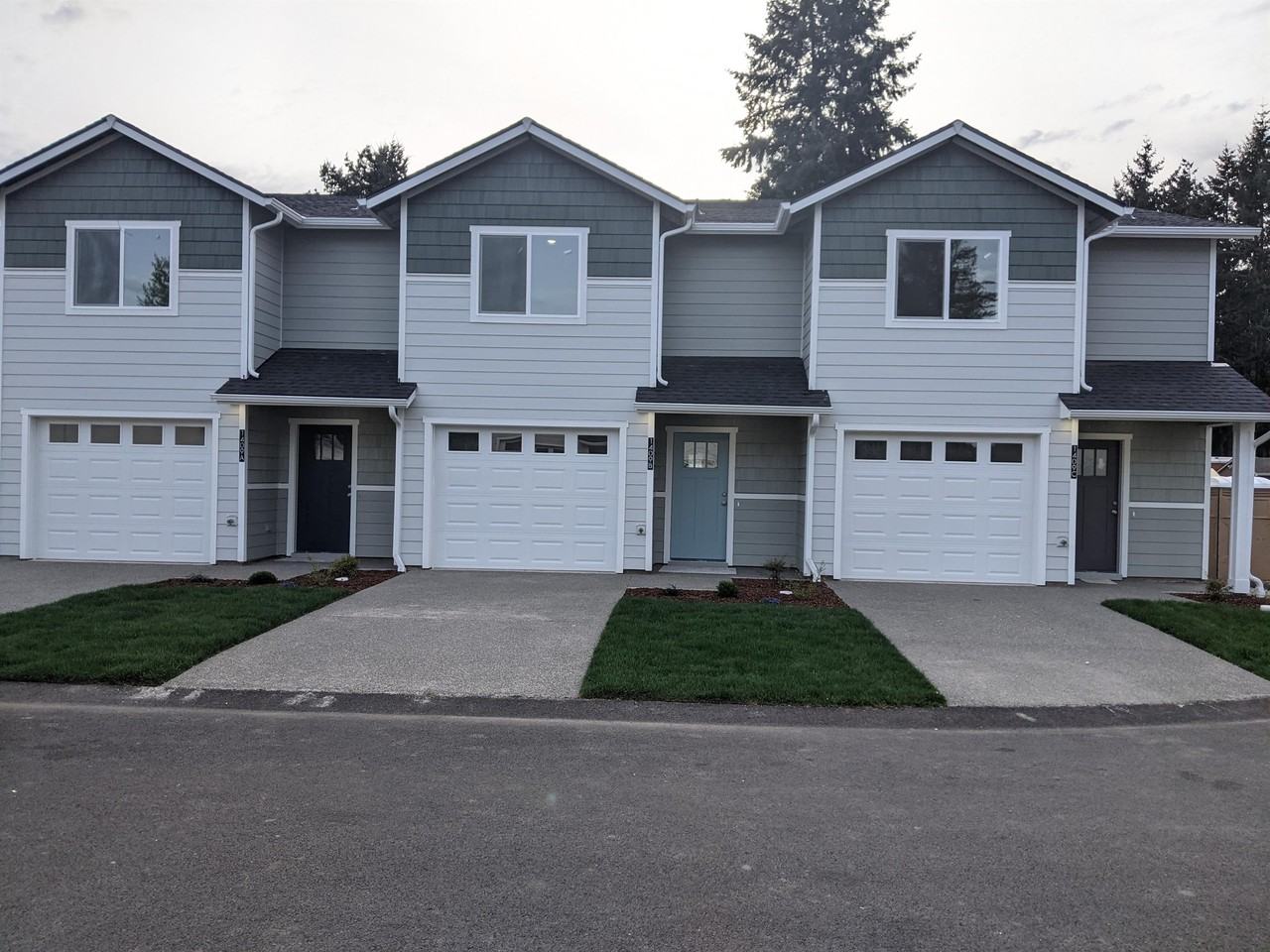 1413 Nora Ln #B - Photo 2 of 10