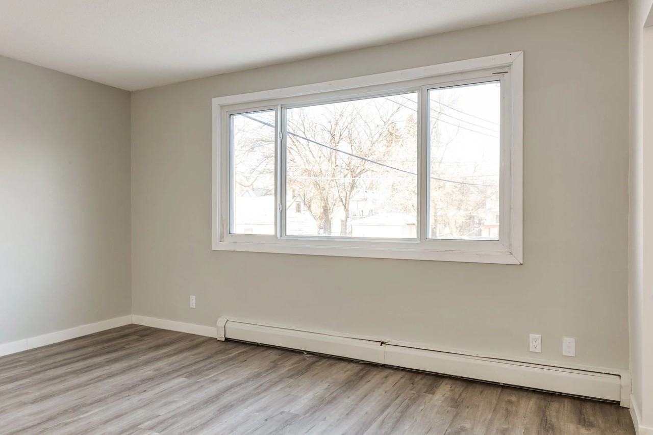 Shannon Villa - Photo 5 of 50