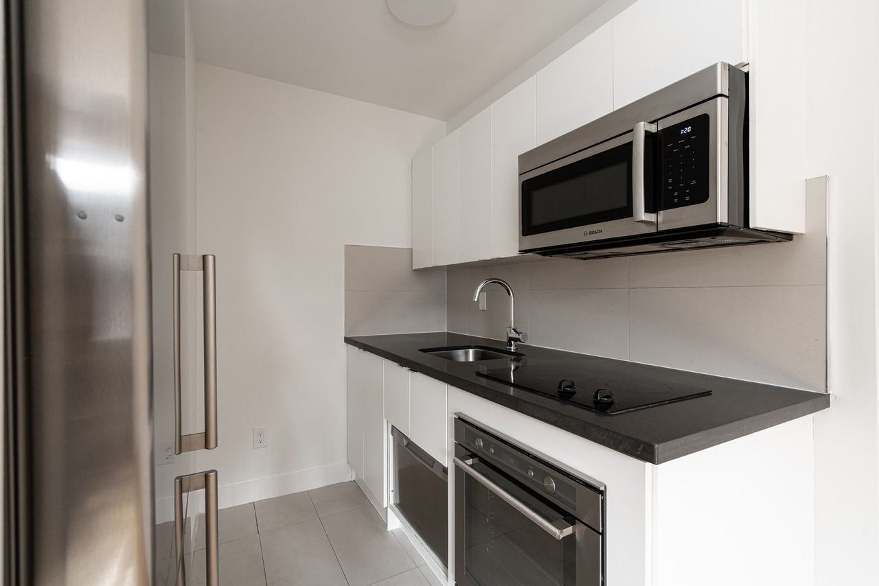 263 - 265 Russell Hill Road - Photo 3 of 42