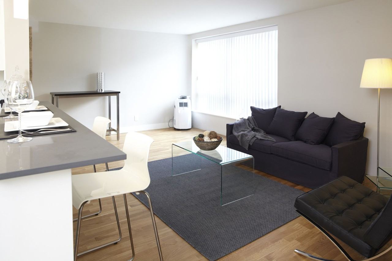 2400 Bathurst Street - Photo 5 of 12