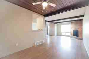 featured image of 132 Knottwood Rd N