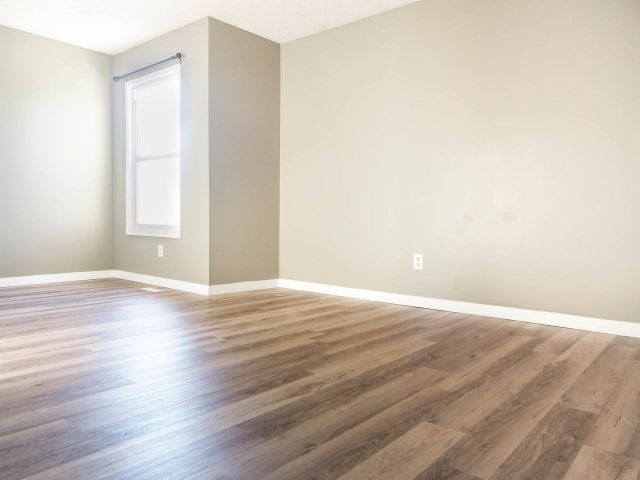 Stirlingwood Townhomes - Photo 6 of 11