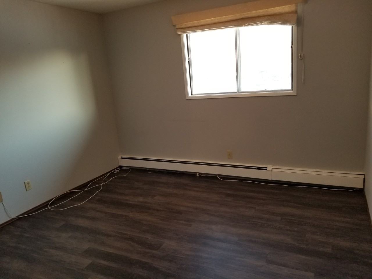 802D Kingsmere Blvd - Photo 5 of 8