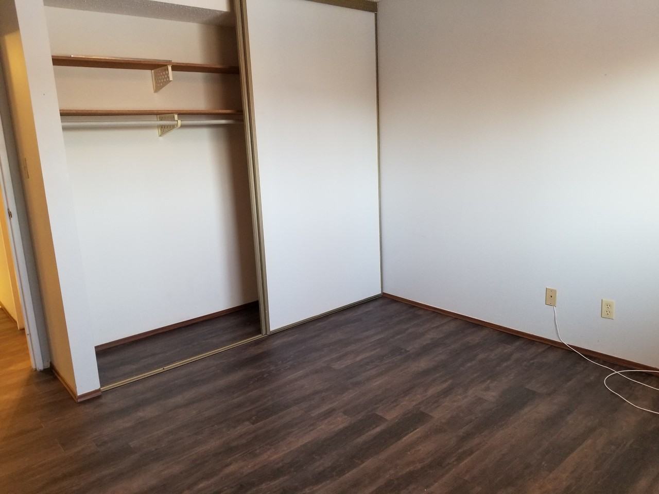 802D Kingsmere Blvd - Photo 6 of 8