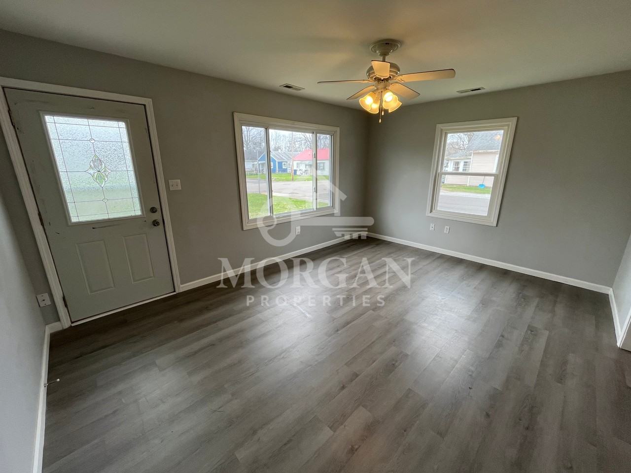 703 E 28th St - Photo 2 of 6