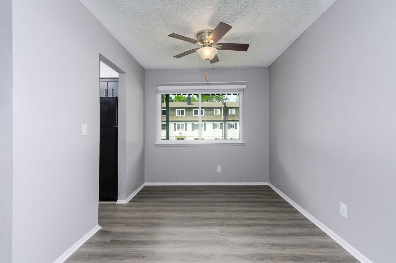 Riverside Heights Apartments - Photo 4 of 18