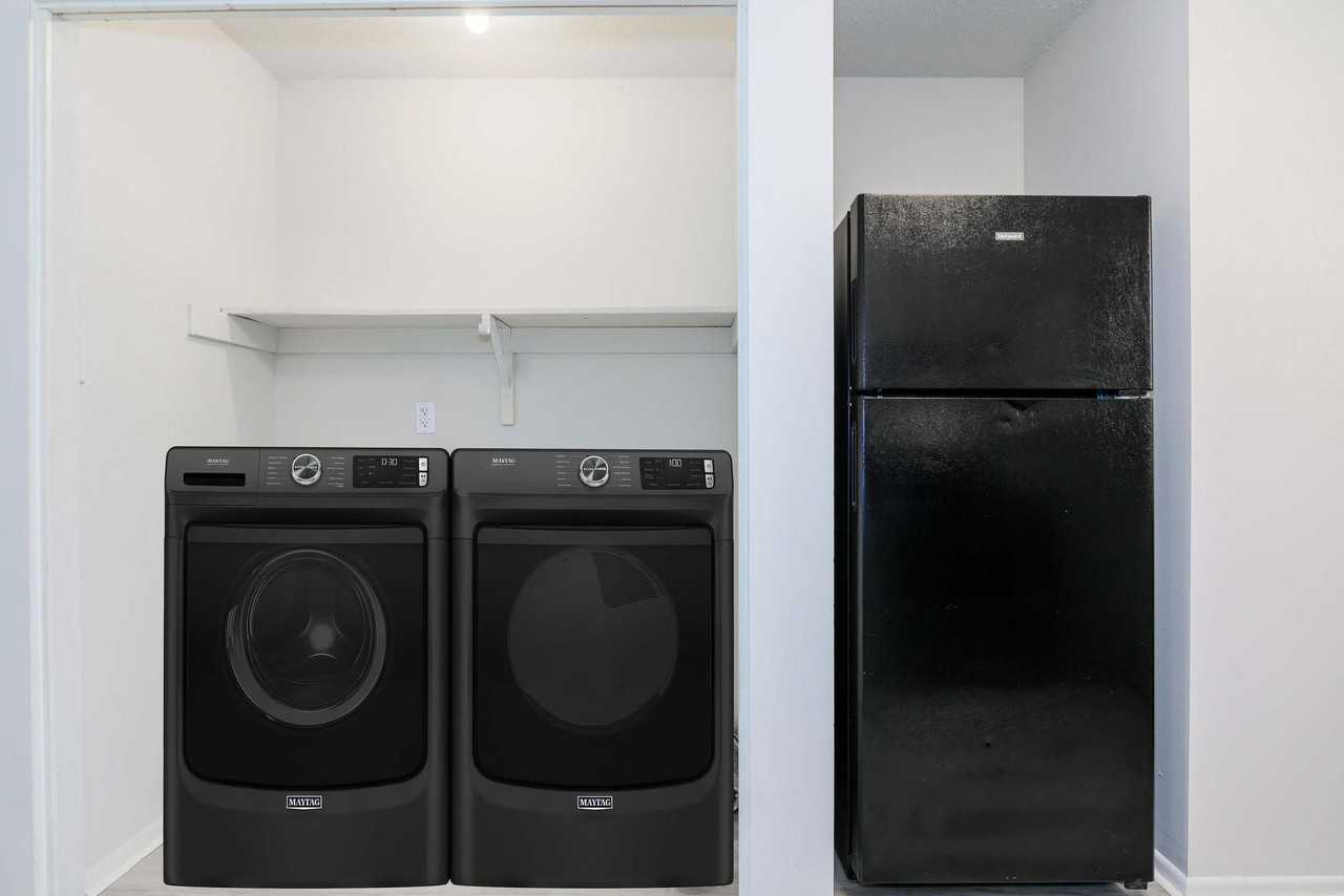 Parkville Place Apartments - Photo 6 of 19