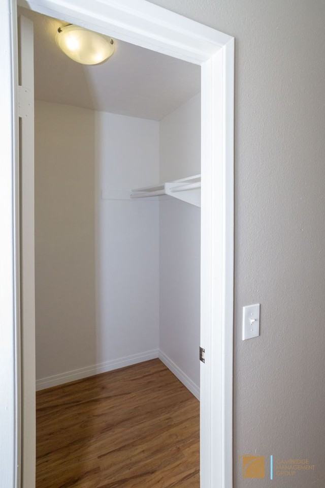 3712 Grim Ave - Photo 5 of 11