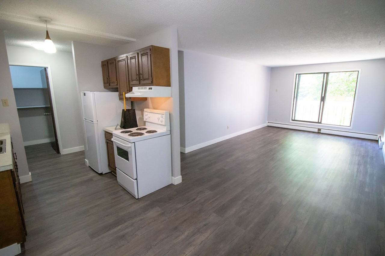 Sandalwood Place - Photo 7 of 19