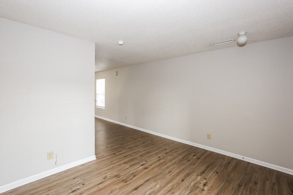 1902 Mallard Woods Pl - Photo 6 of 17