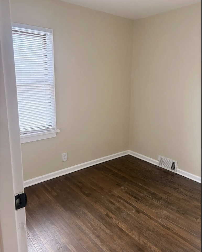 5109 48th Ave N #0 - Photo 4 of 11