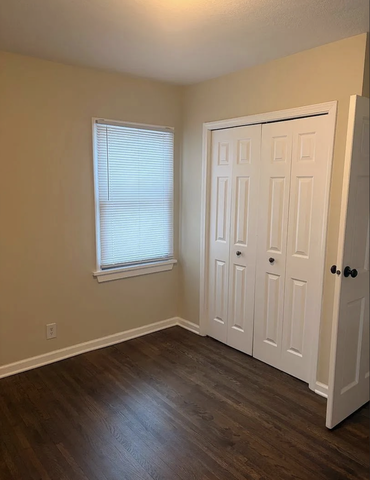 5109 48th Ave N #0 - Photo 5 of 11