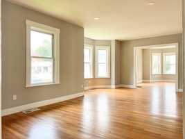 featured image of 642 Moody St #1