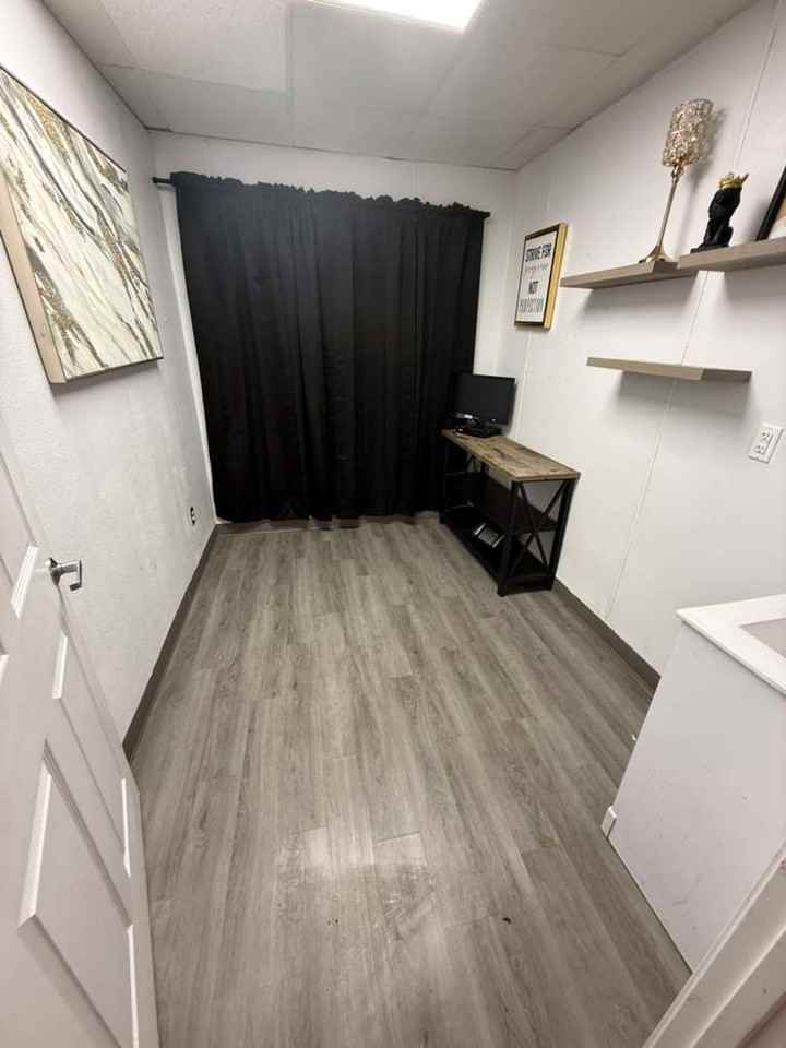2526 Missile Rd #4 - Photo 7 of 9