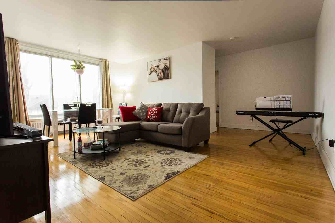 6001 Ch De La Côte-Saint-Luc — photo 1