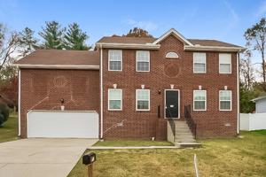 featured image of 1212 Orchard Mountain Ct