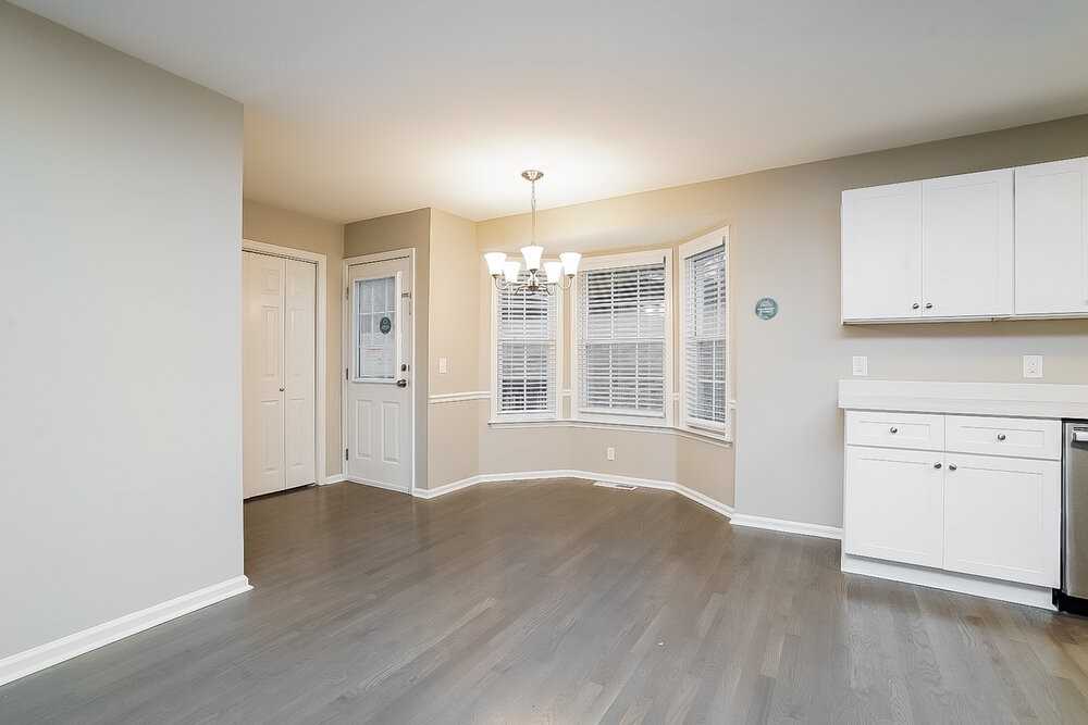 1212 Orchard Mountain Ct - Photo 6 of 17