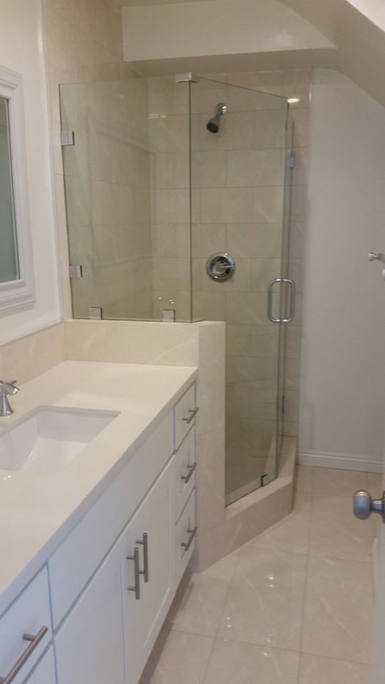 2005 Farrell Ave - Photo 2 of 9