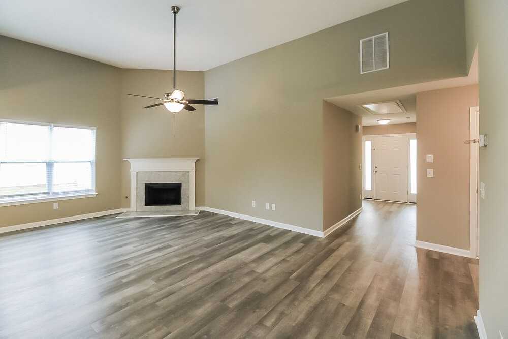 206 Nadia Ct - Photo 4 of 16