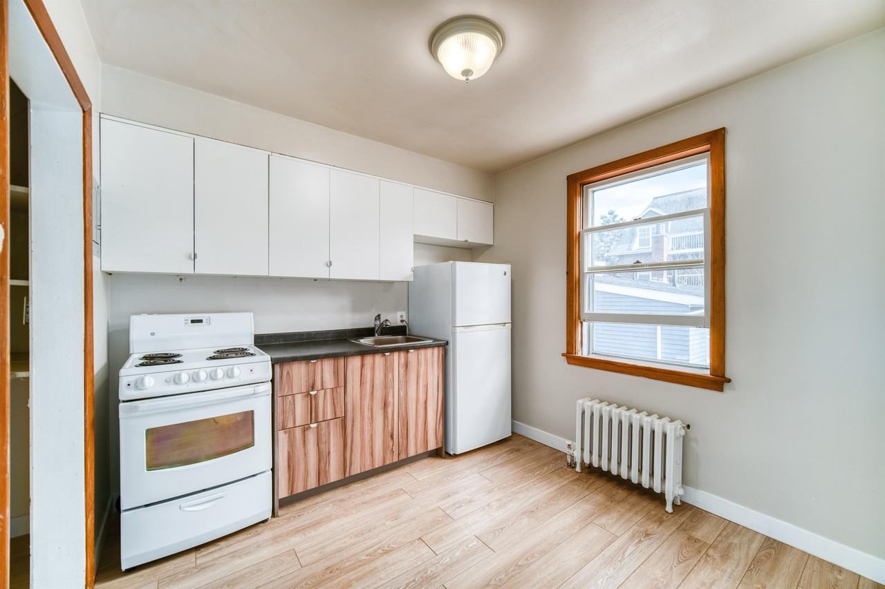 1066 - 1066 Tower Rd. #13 - Photo 3 of 13