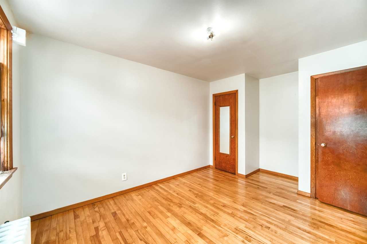 1066 - 1066 Tower Rd. #13 - Photo 6 of 13