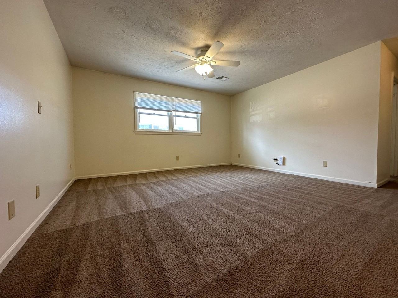 108 College Park Court - Photo 4 of 15