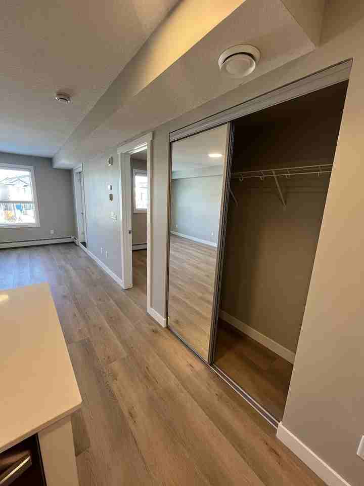 1506 Tamarack Boulevard Northwest 227, Edmonton, Alberta, Canada, T6T 2J5 - Photo 4 of 11