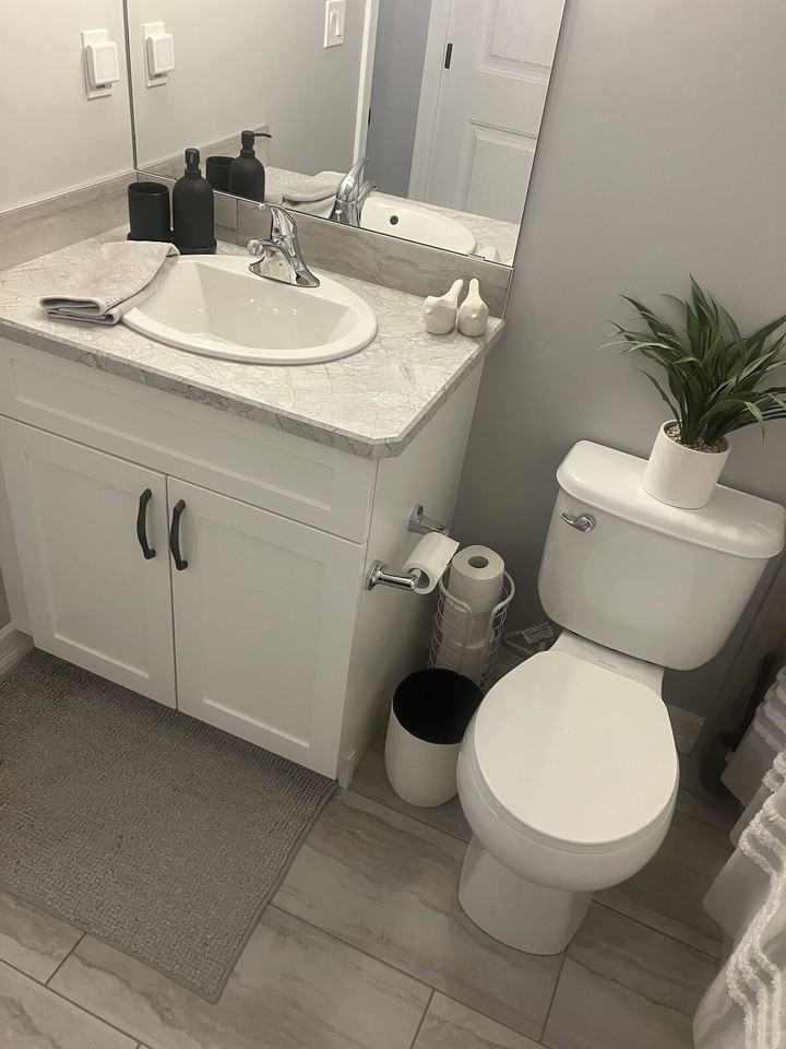 2108 Koshal Way,Basement, Edmonton, Alberta, Canada, T6W 3R8 - Photo 5 of 7