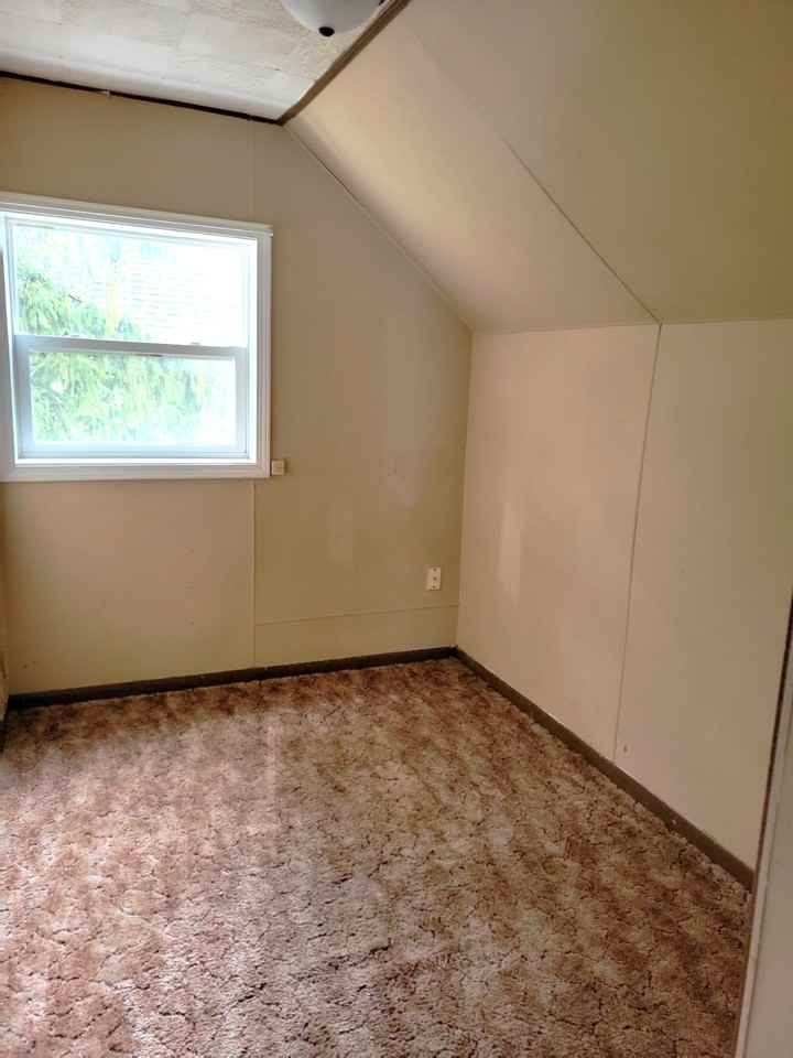 409 N 1st Ave #2 - Photo 5 of 10